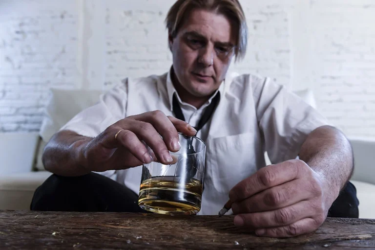 What is Alcohol Addiction and How To treat Alcohol Addiction?