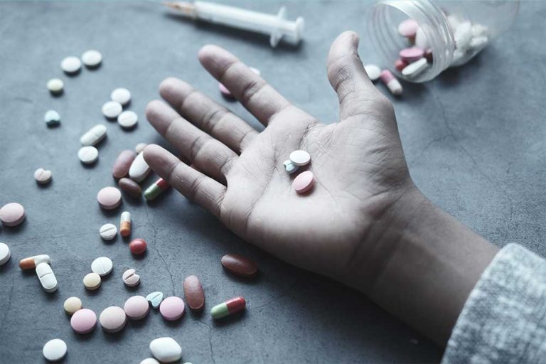 What Are Xanax Side Effects and How to Treat Xanax Abuse and Addiction?