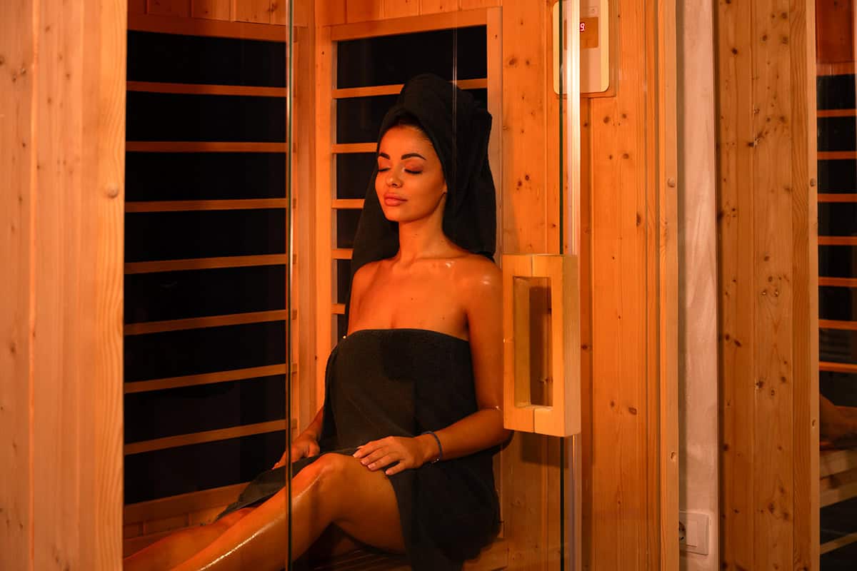 Infrared sauna for relaxation during recovery