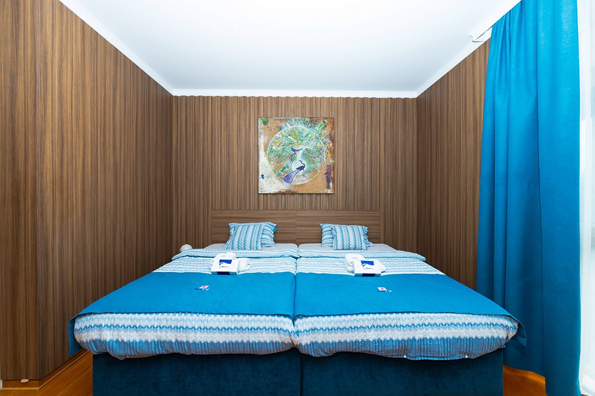 Single Room Single room at MedTiM Clinic with privacy and comfort during treatment