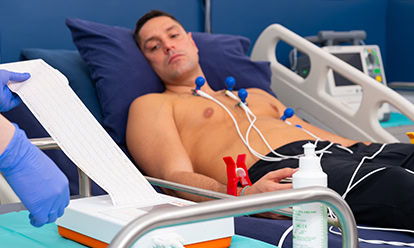 ECG examination and medical monitoring during neurometabolic therapy at MedTiM Clinic