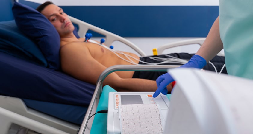 ECG examination and patient monitoring during neurometabolic therapy at MedTiM Clinic