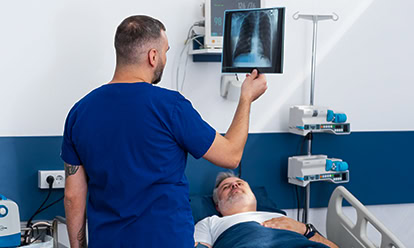 Diagnostic examination and assessment of the patient’s health condition at MedTiM Clinic