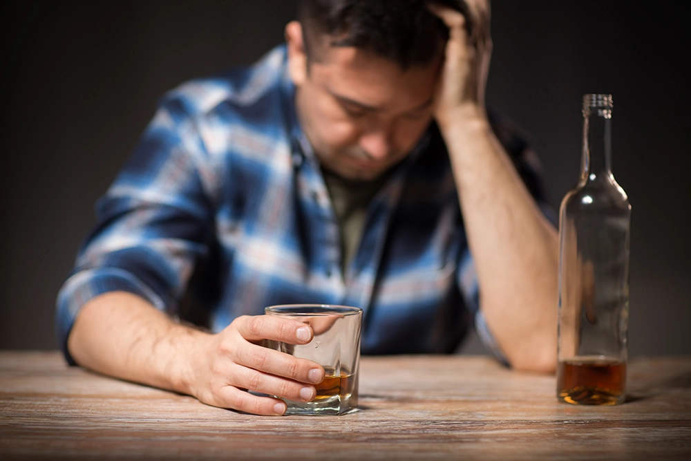 Come aiutare un alcolista che non vuole essere aiutato