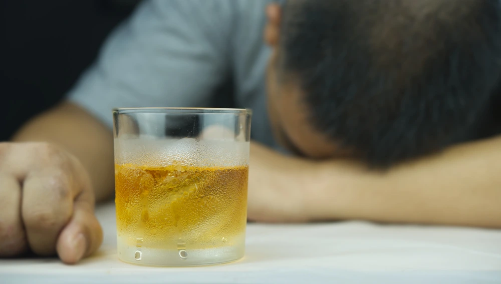 Clinic specializing in alcohol dependency recovery